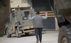 İsrail Batı Şeria'da Filistinlilere ait evleri ve tesisleri yıktı