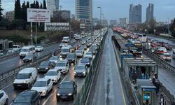 İstanbul'da akşam saatlerinde trafik yoğunluğu yüzde 89'a çıktı