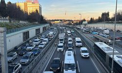 İstanbul'da ramazanın ilk iftarı öncesi trafik yoğunluğu yüzde 85'e çıktı