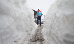 Kars'ta evleri yaşanmaz durumdaki üç aile devlet eliyle yeni yuvalarına kavuştu