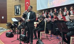 Kastamonu'da akademisyenlerden oluşan koro konser verdi