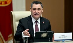 Kırgızistan Cumhurbaşkanı Caparov, AP heyetini kabul etti