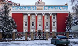 Kırgızistan'da Cumhurbaşkanlığı görev süresi yargıya taşındı