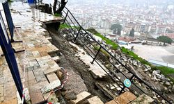 Manisa'da Ağlayan Kaya-Spil Dağı Milli Parkı yolu trafiğe kapatıldı