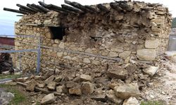 Mersin'de sağanaktan etkilenen alanlarda temizlik çalışması sürüyor