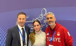 Milli eskrimci Alara Atmaca'dan Avrupa Yıldızlar Şampiyonası'nda altın madalya