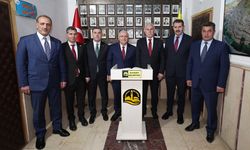 Milli Savunma Bakanı Güler, Bayburt Valiliğini ve Belediyesini ziyaret etti