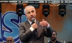 Muğla'da düzenlenen şölende 5 ton hamsi dağıtıldı