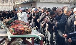 Nevşehir'de karbonmonoksit gazından zehirlenen ailenin cenazeleri toprağa verildi