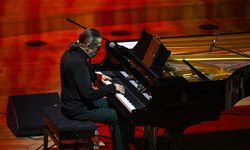 Piyanist Fahir Atakoğlu CSO Ada Ankara'da sahne aldı