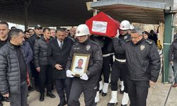 Sakarya'da temizlediği silahın ateş alması sonucu ölen polis memuru Zonguldak'ta defnedildi