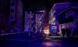 Samsun'da 4 katlı binada çıkan yangında bir kişi yaralandı