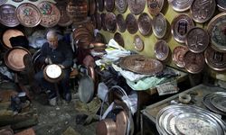 Şanlıurfa'da 60 yıllık usta bakırcılığı yaşatmak için başkanlık görevini yeniden üstlendi