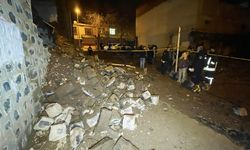 Şanlıurfa'da çöken boş evin yanındaki 3 ev tedbiren tahliye edildi