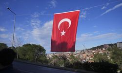 Şehit Hava Pilot Binbaşı Bolat'ın şehadet haberi İzmir'deki ailesine verildi