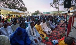 Senegal'de Türkiye Diyanet Vakfından 1000 kişilik iftar