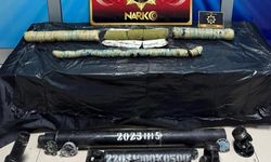 Siirt'te aracın aks ve şaftında 5 kilo 300 gram uyuşturucu ele geçirildi