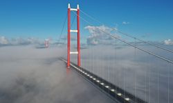 Sis bulutu altındaki 1915 Çanakkale Köprüsü dronla görüntülendi