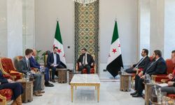 Suriye Cumhurbaşkanı Şara, ABD'nin Suriye Özel Temsilcisi Barrack'ı kabul etti