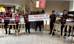 Tekirdağ'da 'Asrın Felaketi'nde arama kurtarma görevindeki öğretmenlerin çektiği fotoğraflar sergilendi