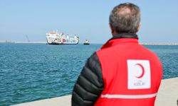 Türk Kızılayın Gazze için hazırladığı 21. 'İyilik Gemisi' Mısır'a ulaştı