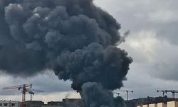 Tuzla'da işçi konteynerinde çıkan yangına müdahale ediliyor