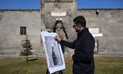 Üçüncü kuşak ressam kentteki tarihi eserleri tuvaline taşıyor