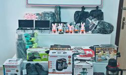 Van'da gümrük kaçağı eşya ve giysi ele geçirildi