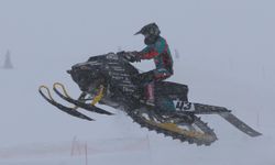 'Yeşilay Dünya Kar Motosikleti Şampiyonası'nın Türkiye etabı Rize'de yapıldı