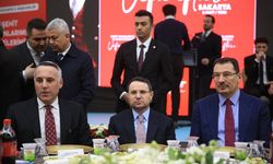 Adalet Bakanı Gürlek, Sakarya'da gazi ve şehit aileleriyle iftarda buluştu: