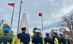 Arnavutluk'ta 18 Mart Şehitleri Anma Günü için tören düzenlendi