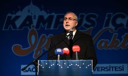 Bakan Işıkhan, Sağlık Bilimleri Üniversitesi öğrencileriyle iftarda buluştu: