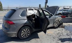 Bakırköy'de 2 aracın çarpıştığı trafik kazasında 4 kişi yaralandı