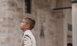 Bosna Hersek'teki tarihi Ferhadiye Camisi'nde geleneksel iftar sofrası kuruldu