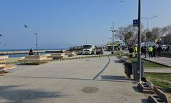 Bursa'da çöp kamyonetinin altında kalan çocuk öldü