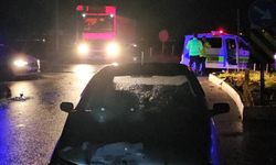 Çorum'da polis aracı ile otomobil çarpıştı, 3 kişi yaralandı