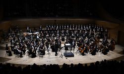 CSO, genç besteci Cem Esen'in 'Çanakkale Senfonik Şiiri'nin dünya prömiyerini yaptı