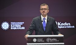 Cumhurbaşkanlığı İletişim Başkanı Duran, Kadın, Toplum ve Gelecek Paneli'nde konuştu: