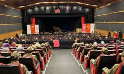 Devlet korumasındaki kız çocukları Çanakkale ruhunu sahneye taşıdı