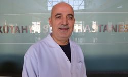 Doktor üç kardeş, babalarıyla aynı hastanede görev yapıyor