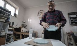 Emekli öğretmen 20 yıldır ince hesaplamalar ve zorlu el işçiliği isteyen teleskopları üretiyor