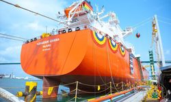 Gana Cumhurbaşkanı Mahama, Sahara LPG tankerini hizmete aldı