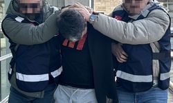GÜNCELLEME - Interpol tarafından Rusya'da yakalanan cinayet zanlısı getirildiği Samsun'da tutuklandı