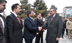 İçişleri Bakanı Çiftçi, Van'da bayramlaşma programına katıldı