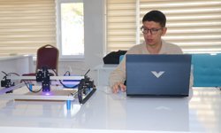 Isparta'da üniversite öğrencisi lazer kesim makinesi geliştirdi