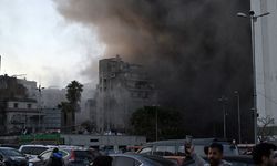 İsrail ordusu, Beyrut'ta merkezi bölgedeki ikinci bir noktaya daha hava saldırısı düzenledi