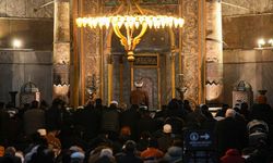 İstanbul'da ramazanın son teravih namazı eda edildi