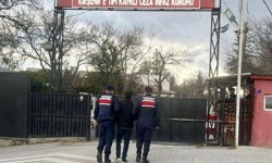 Kırşehir'de akrabasının kimliğiyle saklanan firari hükümlü yakalandı