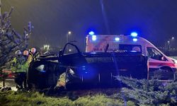 Kuzey Marmara Otoyolu'nda refüje çıkan minibüsteki 1 kişi öldü, 1 kişi ağır yaralandı