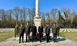 Macaristan'da 18 Mart Şehitleri Anma Günü ve Çanakkale Deniz Zaferi dolayısıyla tören yapıldı